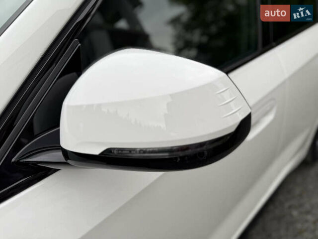 Белый БМВ iX1, объемом двигателя 0 л и пробегом 24 тыс. км за 40999 $, фото 38 на Automoto.ua