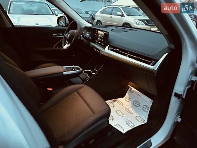 Білий БМВ iX1, об'ємом двигуна 0 л та пробігом 4 тис. км за 33000 $, фото 34 на Automoto.ua