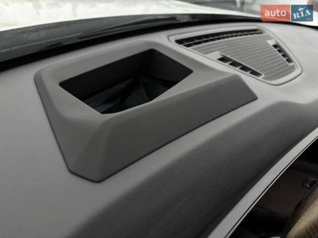 Белый БМВ iX1, объемом двигателя 0 л и пробегом 36 тыс. км за 28000 $, фото 31 на Automoto.ua