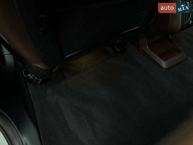 Белый БМВ iX1, объемом двигателя 0 л и пробегом 36 тыс. км за 28000 $, фото 58 на Automoto.ua