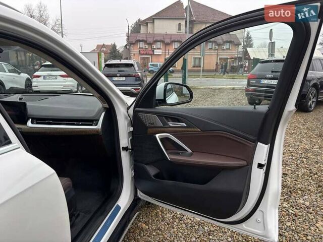 Белый БМВ iX1, объемом двигателя 0 л и пробегом 36 тыс. км за 28000 $, фото 43 на Automoto.ua