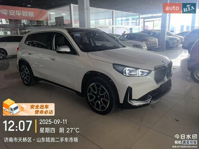 Белый БМВ iX1, объемом двигателя 0 л и пробегом 28 тыс. км за 25000 $, фото 6 на Automoto.ua