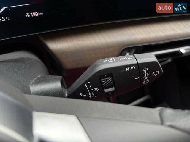 Белый БМВ iX1, объемом двигателя 0 л и пробегом 33 тыс. км за 28000 $, фото 38 на Automoto.ua