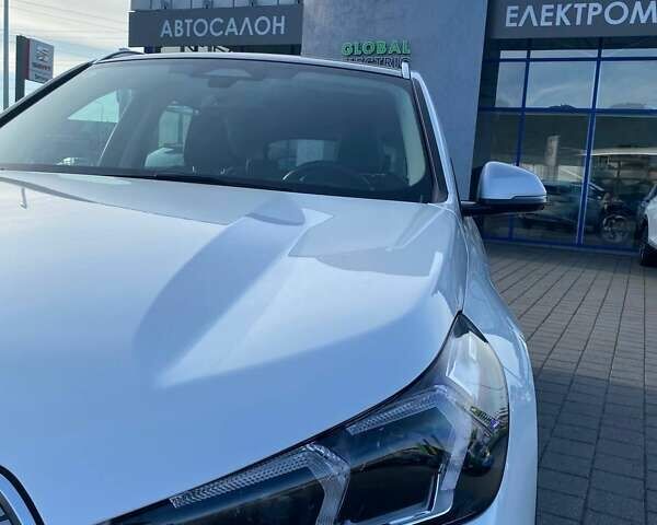 БМВ iX1 2023 у Мукачеве на Automoto.ua Білий БМВ iX1, об'ємом двигуна 0 л та пробігом 16 тис. км за 30900 $, фото 8 на Automoto.ua