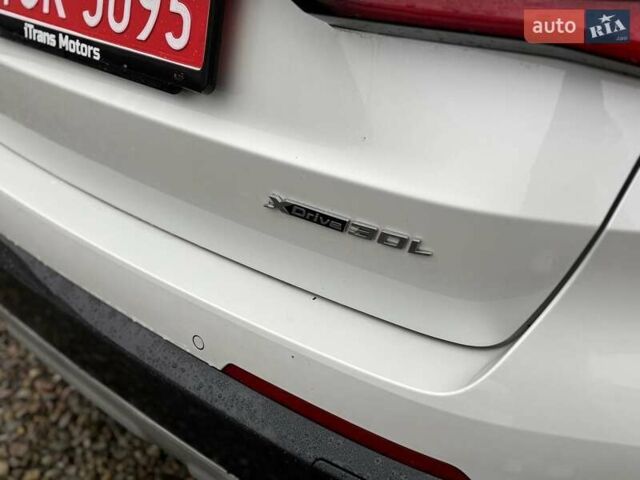 Белый БМВ iX1, объемом двигателя 0 л и пробегом 36 тыс. км за 28000 $, фото 10 на Automoto.ua