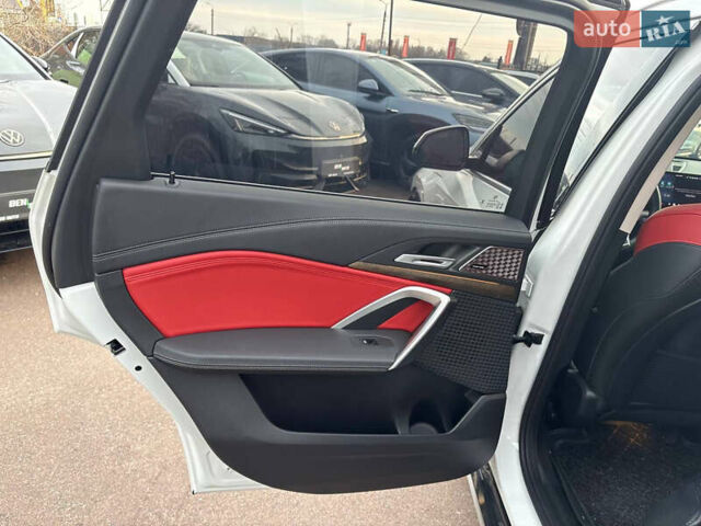 Білий БМВ iX1, об'ємом двигуна 0 л та пробігом 19 тис. км за 29000 $, фото 40 на Automoto.ua