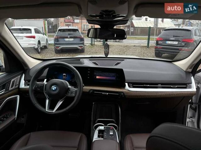 Белый БМВ iX1, объемом двигателя 0 л и пробегом 36 тыс. км за 28000 $, фото 45 на Automoto.ua