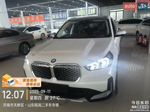 Белый БМВ iX1, объемом двигателя 0 л и пробегом 28 тыс. км за 25000 $, фото 7 на Automoto.ua