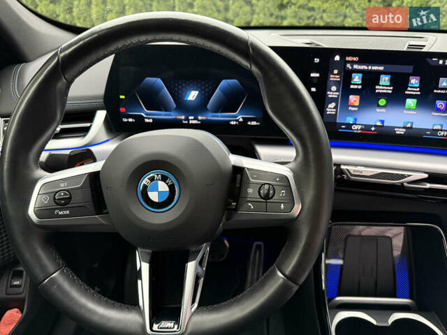 Белый БМВ iX1, объемом двигателя 0 л и пробегом 24 тыс. км за 40999 $, фото 31 на Automoto.ua