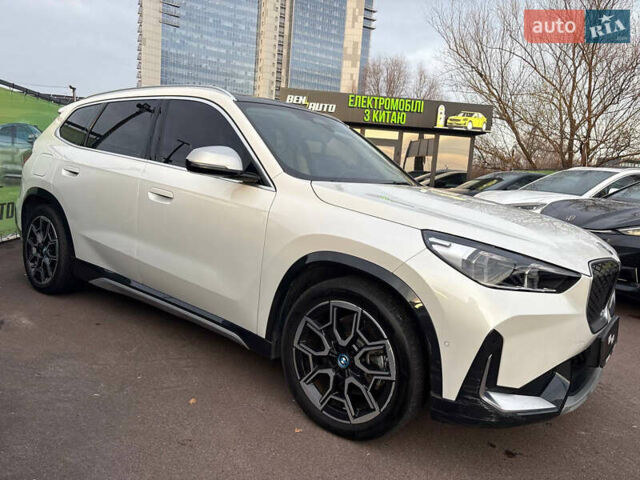 Білий БМВ iX1, об'ємом двигуна 0 л та пробігом 19 тис. км за 29000 $, фото 11 на Automoto.ua