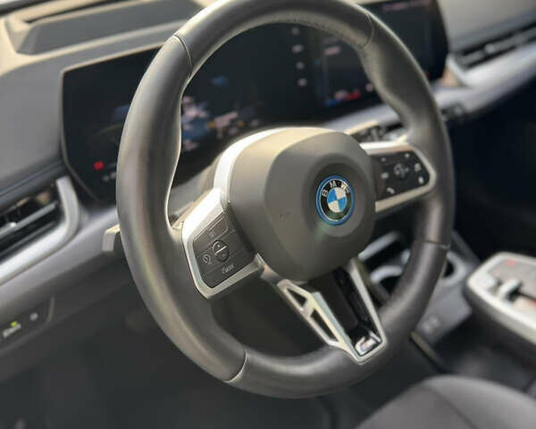 Белый БМВ iX1, объемом двигателя 0 л и пробегом 6 тыс. км за 31500 $, фото 26 на Automoto.ua