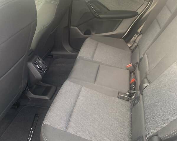 БМВ iX1 2024 у Києві на Automoto.ua Білий БМВ iX1, об'ємом двигуна 0 л та пробігом 1 тис. км за 47000 $, фото 13 на Automoto.ua