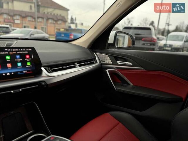 Білий БМВ iX1, об'ємом двигуна 0 л та пробігом 22 тис. км за 29000 $, фото 40 на Automoto.ua