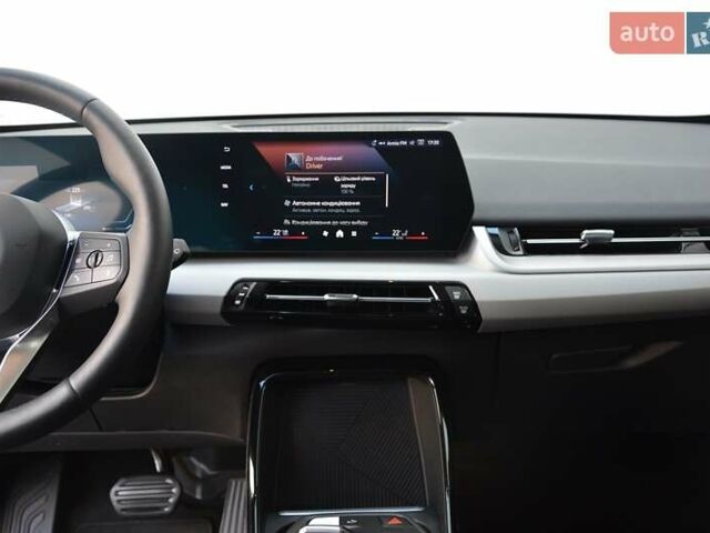 Белый БМВ iX1, объемом двигателя 0 л и пробегом 8 тыс. км за 44865 $, фото 6 на Automoto.ua