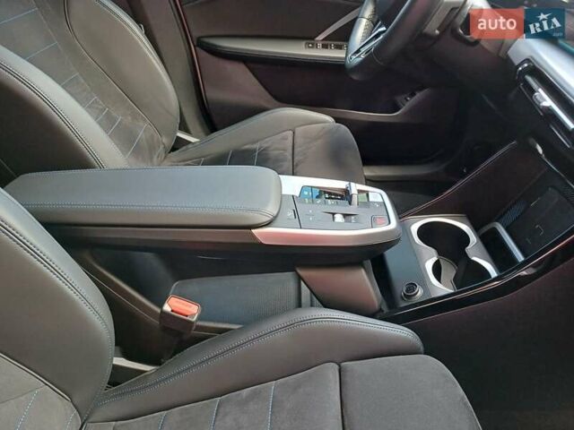 Белый БМВ iX1, объемом двигателя 0 л и пробегом 10 тыс. км за 39700 $, фото 32 на Automoto.ua