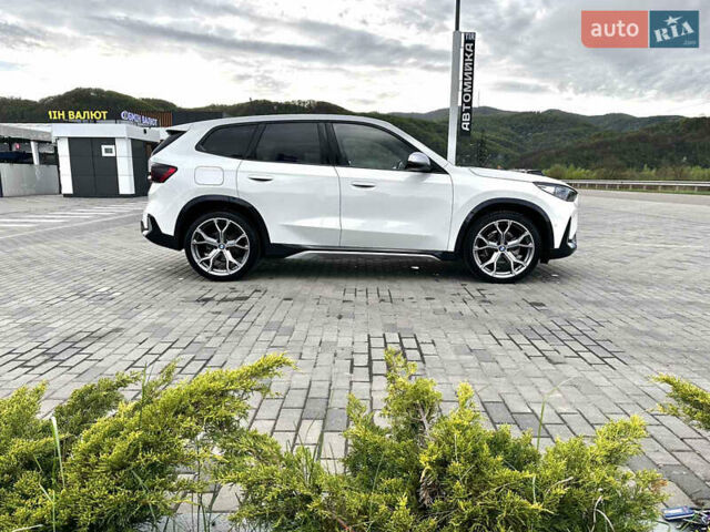 Белый БМВ iX1, объемом двигателя 0 л и пробегом 18 тыс. км за 30900 $, фото 14 на Automoto.ua