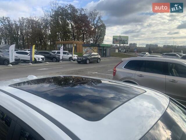 БМВ iX1 2024 у Києві на Automoto.ua Білий БМВ iX1, об'ємом двигуна 0 л та пробігом 1 тис. км за 47000 $, фото 5 на Automoto.ua