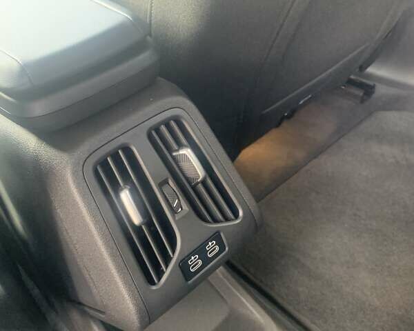 БМВ iX1 2024 у Києві на Automoto.ua Білий БМВ iX1, об'ємом двигуна 0 л та пробігом 1 тис. км за 47000 $, фото 12 на Automoto.ua