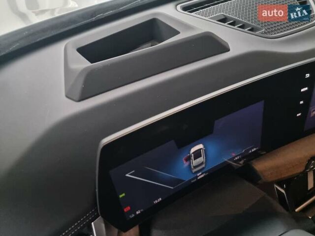 Белый БМВ iX1, объемом двигателя 0 л и пробегом 40 тыс. км за 29700 $, фото 13 на Automoto.ua