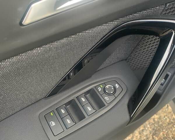 БМВ iX1 2024 у Києві на Automoto.ua Білий БМВ iX1, об'ємом двигуна 0 л та пробігом 1 тис. км за 47000 $, фото 7 на Automoto.ua