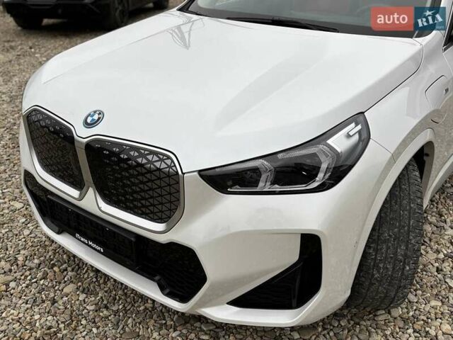 Білий БМВ iX1, об'ємом двигуна 0 л та пробігом 22 тис. км за 29000 $, фото 6 на Automoto.ua