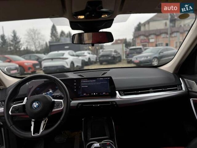 Білий БМВ iX1, об'ємом двигуна 0 л та пробігом 22 тис. км за 29000 $, фото 50 на Automoto.ua