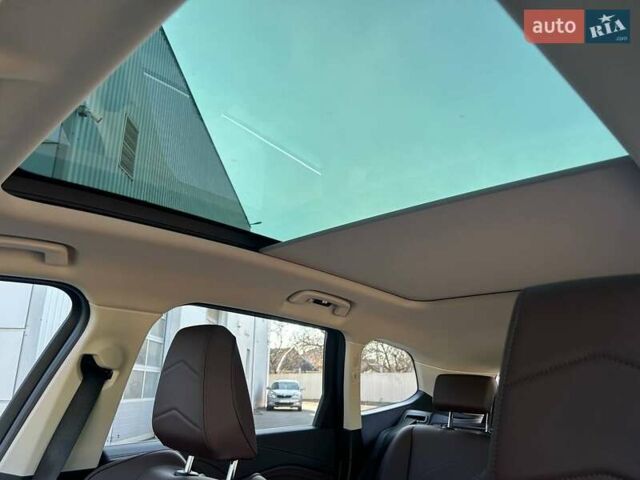 Белый БМВ iX1, объемом двигателя 0 л и пробегом 16 тыс. км за 31000 $, фото 13 на Automoto.ua