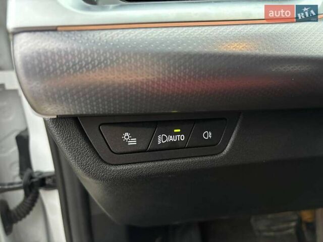 Білий БМВ iX1, об'ємом двигуна 0 л та пробігом 22 тис. км за 29000 $, фото 32 на Automoto.ua