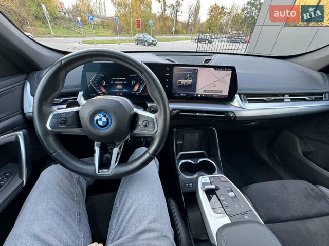 БМВ iX1 2024 в Ровно на Automoto.ua Белый БМВ iX1, объемом двигателя 0 л и пробегом 12 тыс. км за 36500 $, фото 11 на Automoto.ua