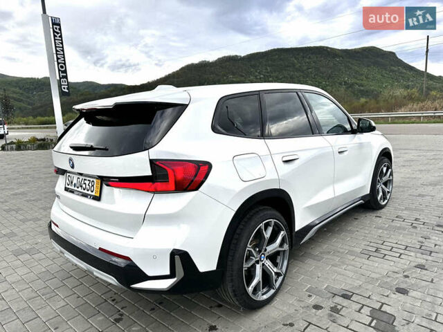Белый БМВ iX1, объемом двигателя 0 л и пробегом 18 тыс. км за 30900 $, фото 13 на Automoto.ua