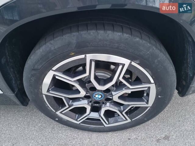 Белый БМВ iX1, объемом двигателя 0 л и пробегом 40 тыс. км за 29700 $, фото 11 на Automoto.ua