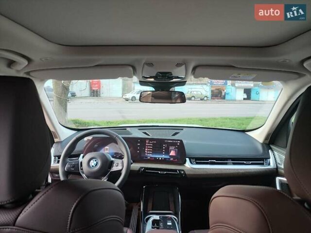 Белый БМВ iX1, объемом двигателя 0 л и пробегом 1 тыс. км за 32499 $, фото 27 на Automoto.ua