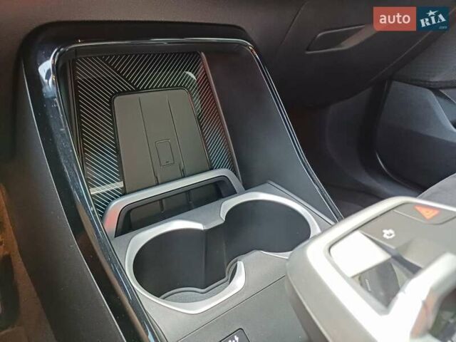 Белый БМВ iX1, объемом двигателя 0 л и пробегом 10 тыс. км за 39700 $, фото 37 на Automoto.ua