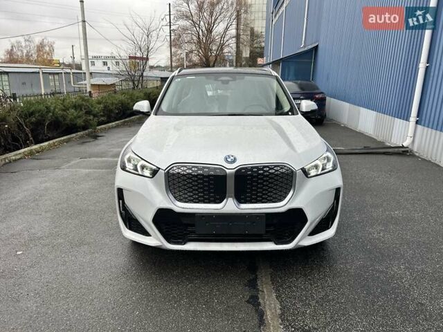 Білий БМВ iX1, об'ємом двигуна 0 л та пробігом 1 тис. км за 39000 $, фото 1 на Automoto.ua