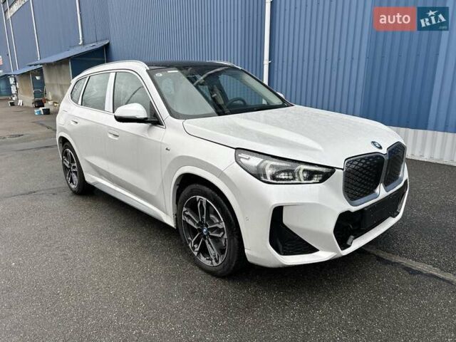 Білий БМВ iX1, об'ємом двигуна 0 л та пробігом 1 тис. км за 39000 $, фото 2 на Automoto.ua