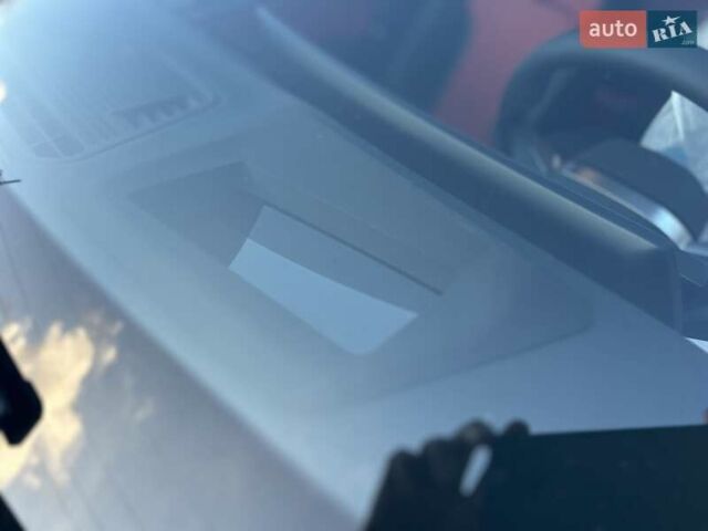 Белый БМВ iX1, объемом двигателя 0 л и пробегом 1 тыс. км за 34990 $, фото 20 на Automoto.ua