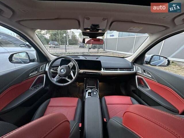 Чорний БМВ iX1, об'ємом двигуна 0 л та пробігом 3 тис. км за 29500 $, фото 9 на Automoto.ua