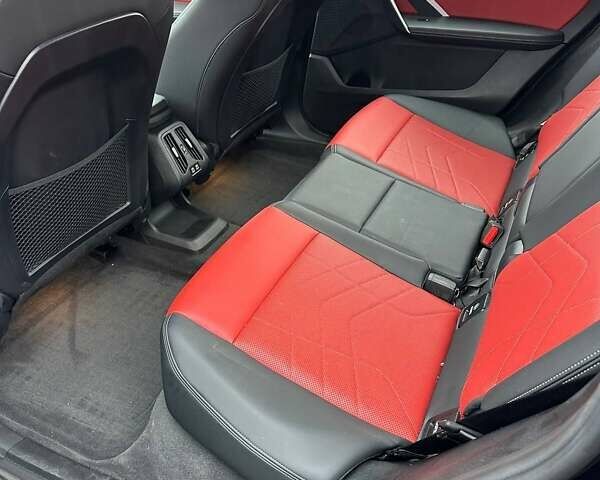 Черный БМВ iX1, объемом двигателя 0 л и пробегом 28 тыс. км за 28500 $, фото 9 на Automoto.ua