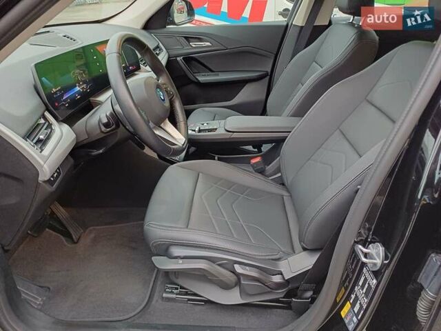 Чорний БМВ iX1, об'ємом двигуна 0 л та пробігом 7 тис. км за 38900 $, фото 12 на Automoto.ua