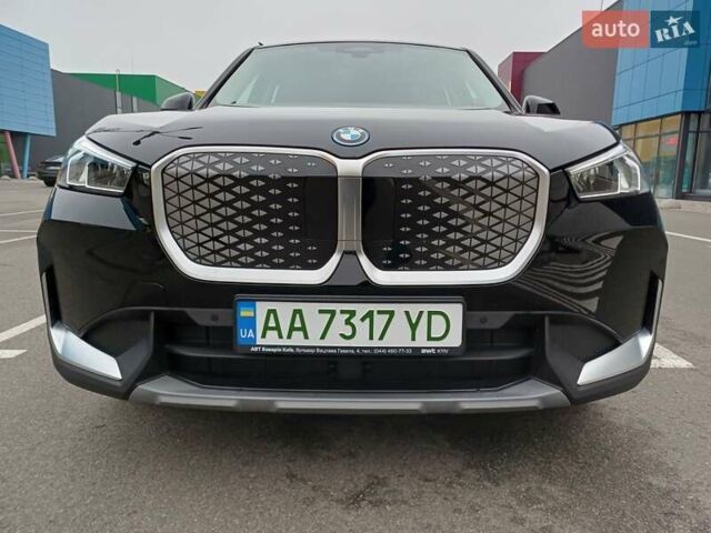 Чорний БМВ iX1, об'ємом двигуна 0 л та пробігом 7 тис. км за 38900 $, фото 11 на Automoto.ua