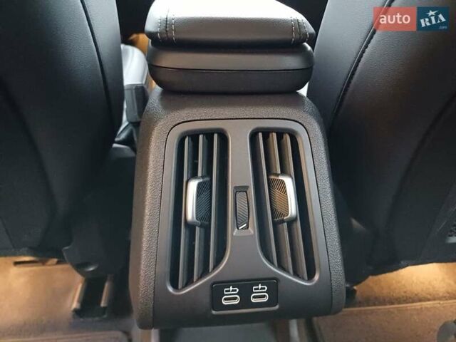 Чорний БМВ iX1, об'ємом двигуна 0 л та пробігом 7 тис. км за 38900 $, фото 47 на Automoto.ua