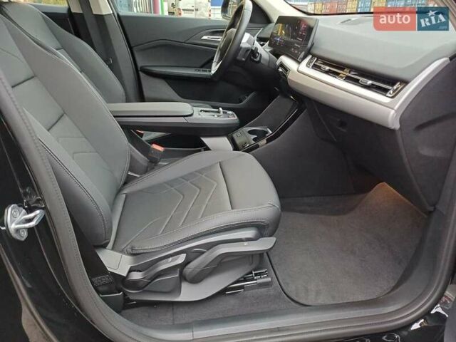 Чорний БМВ iX1, об'ємом двигуна 0 л та пробігом 7 тис. км за 38900 $, фото 29 на Automoto.ua