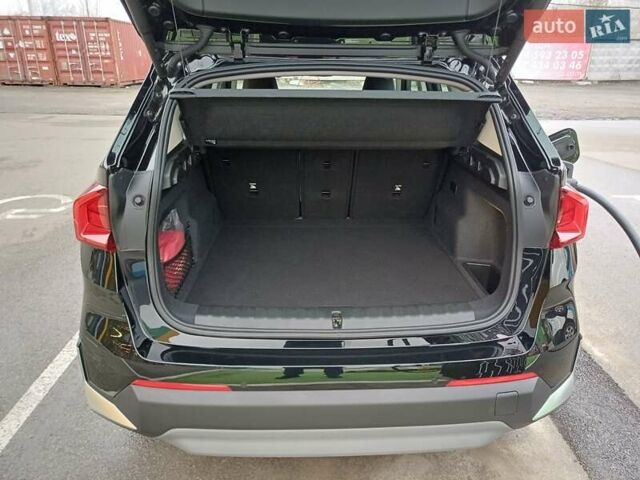 Чорний БМВ iX1, об'ємом двигуна 0 л та пробігом 7 тис. км за 38900 $, фото 21 на Automoto.ua