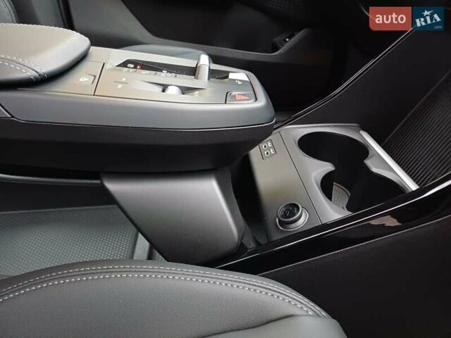 Чорний БМВ iX1, об'ємом двигуна 0 л та пробігом 7 тис. км за 38900 $, фото 35 на Automoto.ua