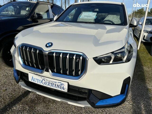 БМВ iX1, объемом двигателя 0 л и пробегом 0 тыс. км за 68251 $, фото 2 на Automoto.ua