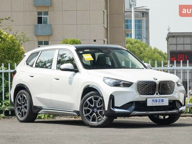 купить новое авто БМВ iX1 2023 года от официального дилера Global Electric БМВ фото