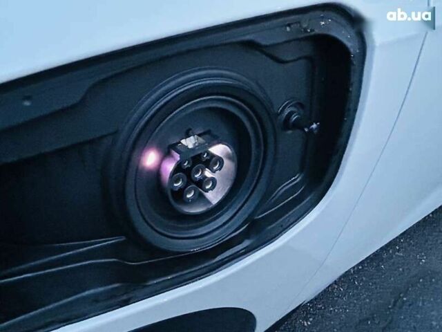 БМВ iX1, объемом двигателя 0 л и пробегом 4 тыс. км за 36999 $, фото 20 на Automoto.ua