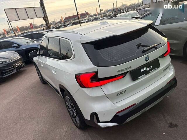 БМВ iX1, объемом двигателя 0 л и пробегом 19 тыс. км за 29000 $, фото 10 на Automoto.ua