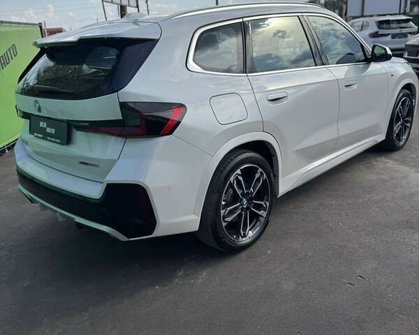 БМВ iX1, объемом двигателя 0 л и пробегом 6 тыс. км за 32400 $, фото 12 на Automoto.ua