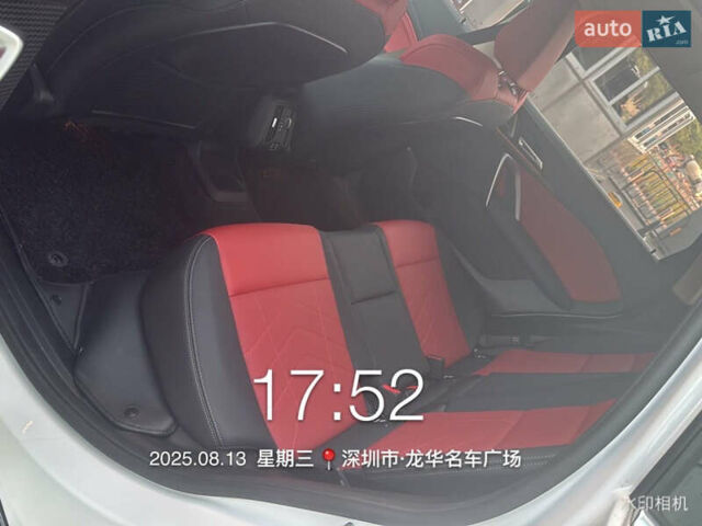 БМВ iX1, объемом двигателя 0 л и пробегом 19 тыс. км за 25500 $, фото 8 на Automoto.ua